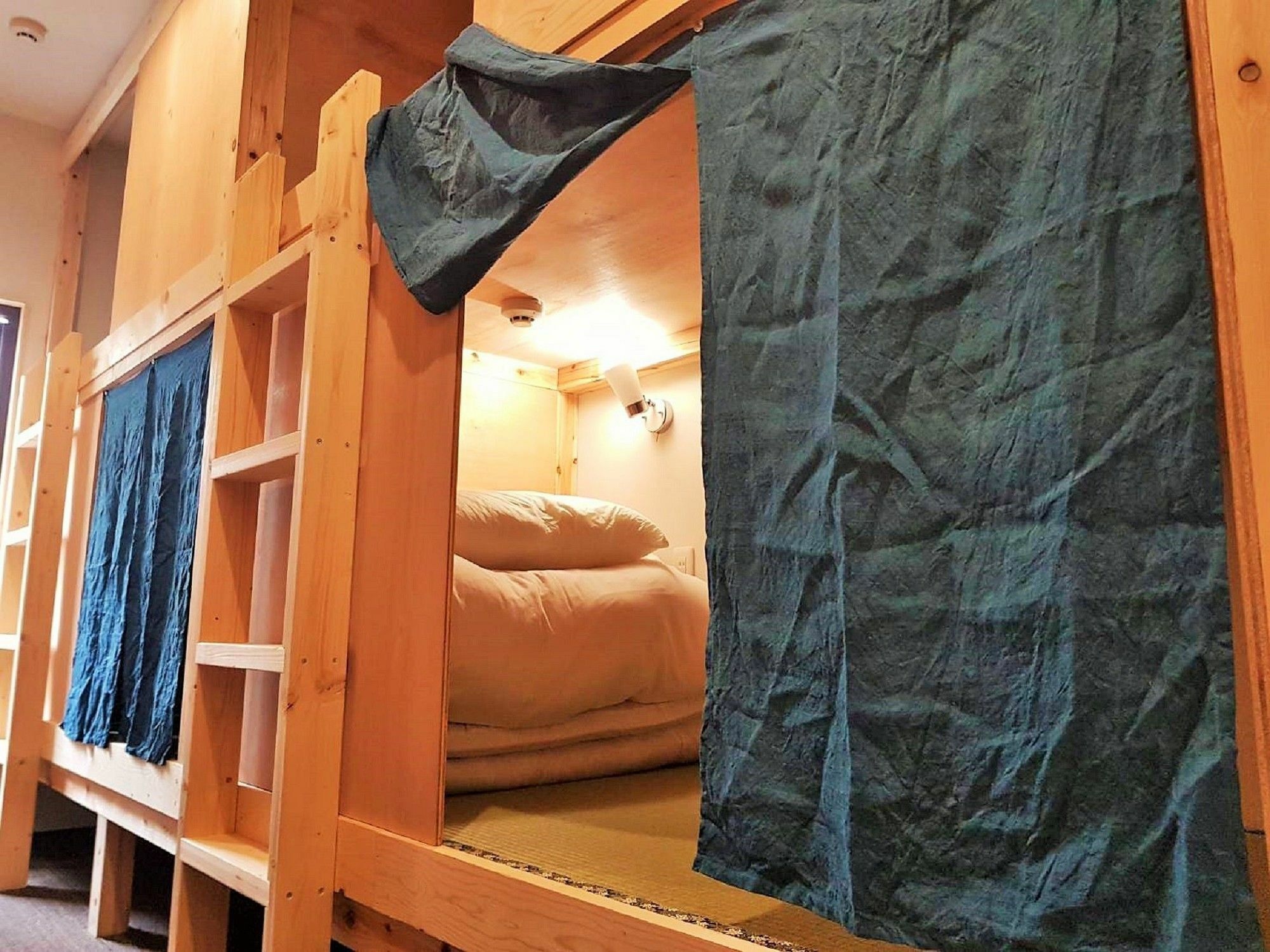 Hiroshima Hostel En Buitenkant foto